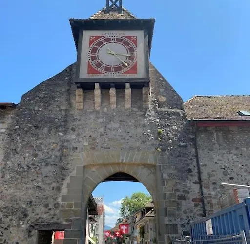 Studio Dans Le Vieux Bourg De St Prex