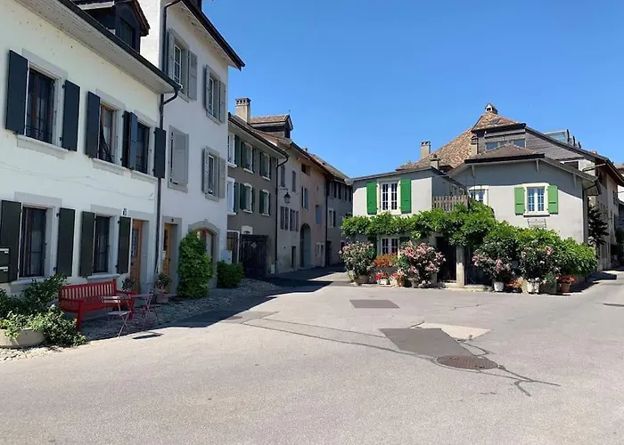 Studio Dans Le Vieux Bourg De St Prex